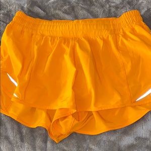 lululemon hotty hot shorts II